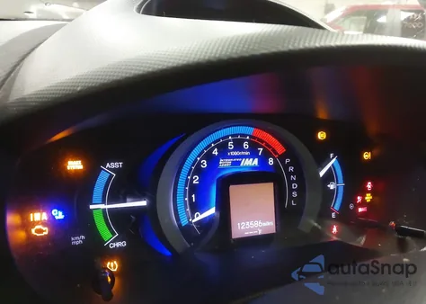 2010 Honda Insight Lx from USA, damaged, VIN JHMZE2H56AS036168